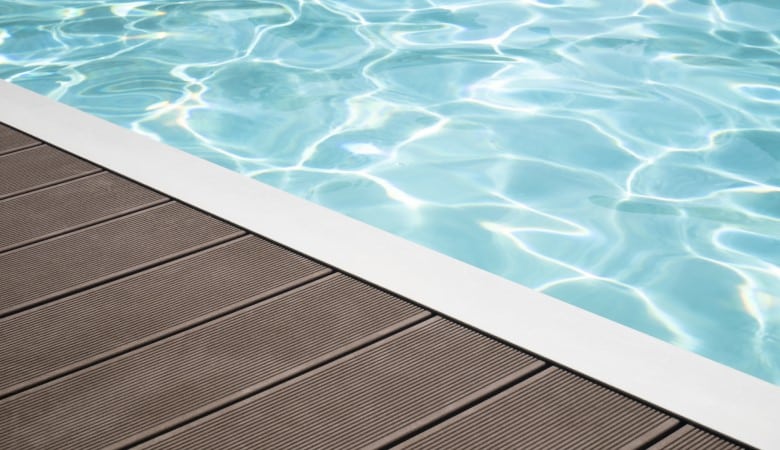 avantages piscine composite hors sol