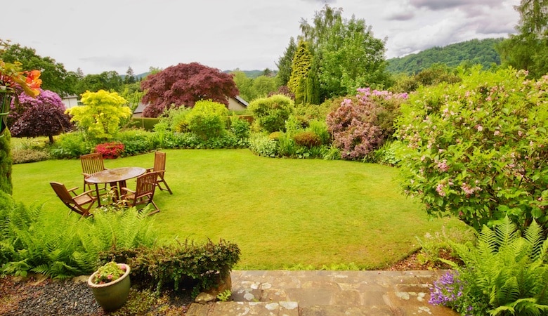 english summer garden