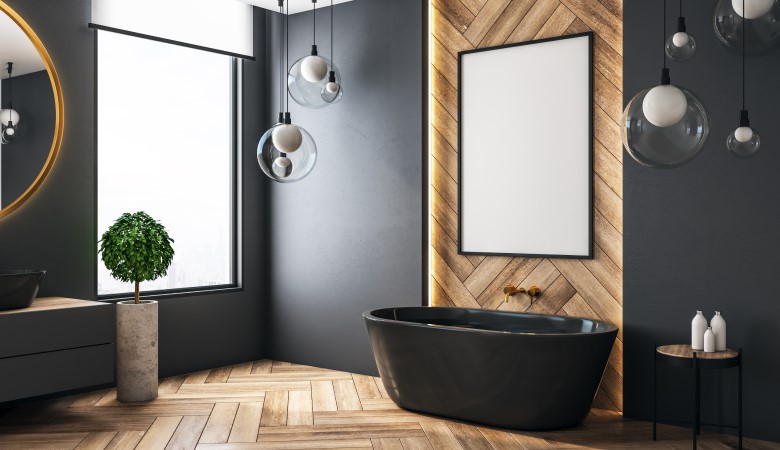 salle de bain moderne avec une peinture noire sur les murs