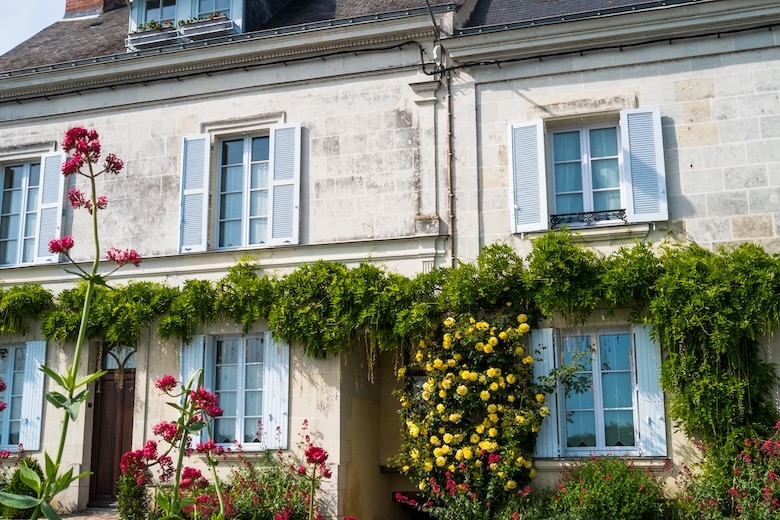 façade typique d'une maison en Pays de Loire (France)