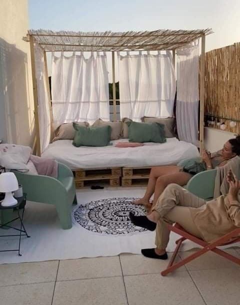 lit pergolas sur terrasse